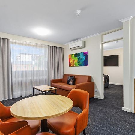 Econo Lodge North أدليد المظهر الخارجي الصورة