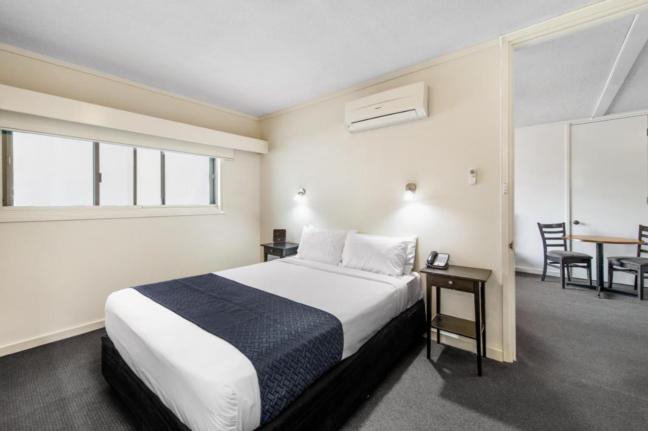 Econo Lodge North أدليد المظهر الخارجي الصورة