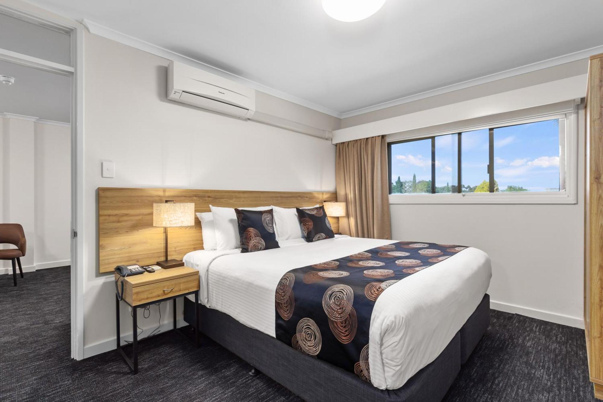 Econo Lodge North أدليد المظهر الخارجي الصورة