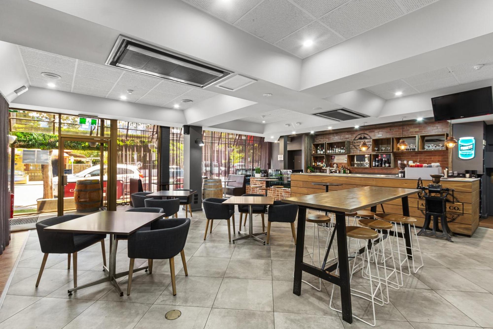 Econo Lodge North أدليد المظهر الخارجي الصورة