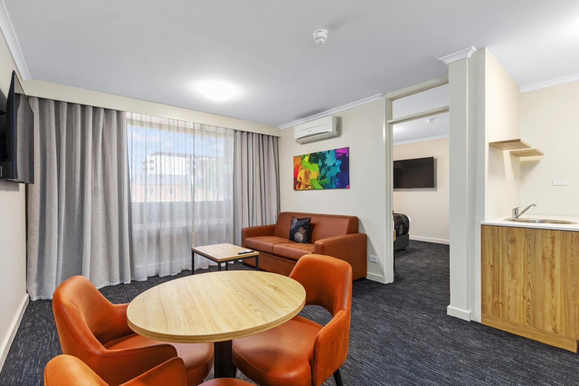 Econo Lodge North أدليد المظهر الخارجي الصورة