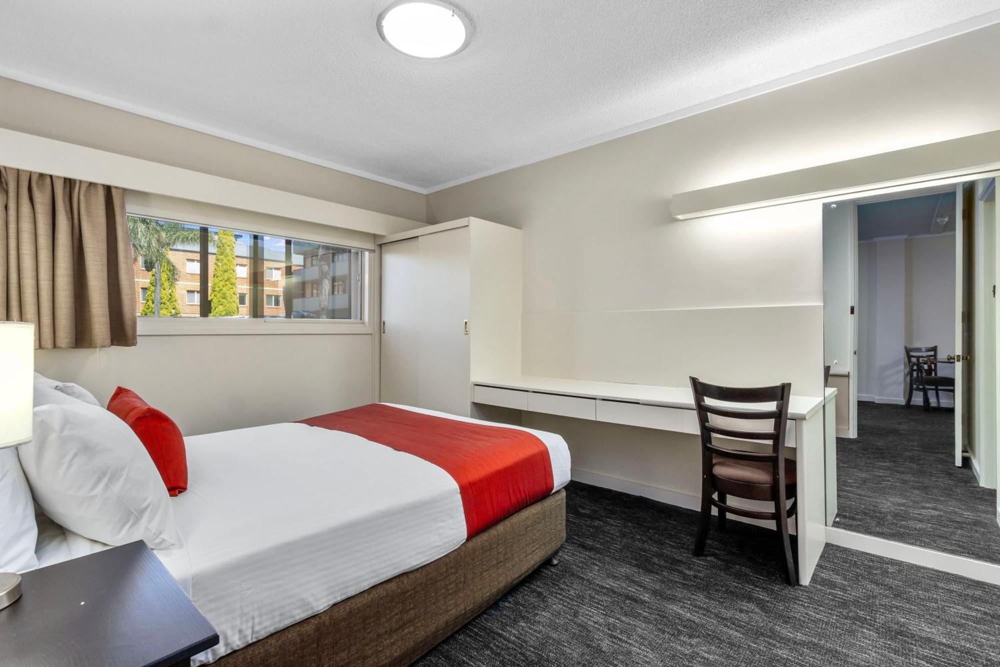 Econo Lodge North أدليد المظهر الخارجي الصورة