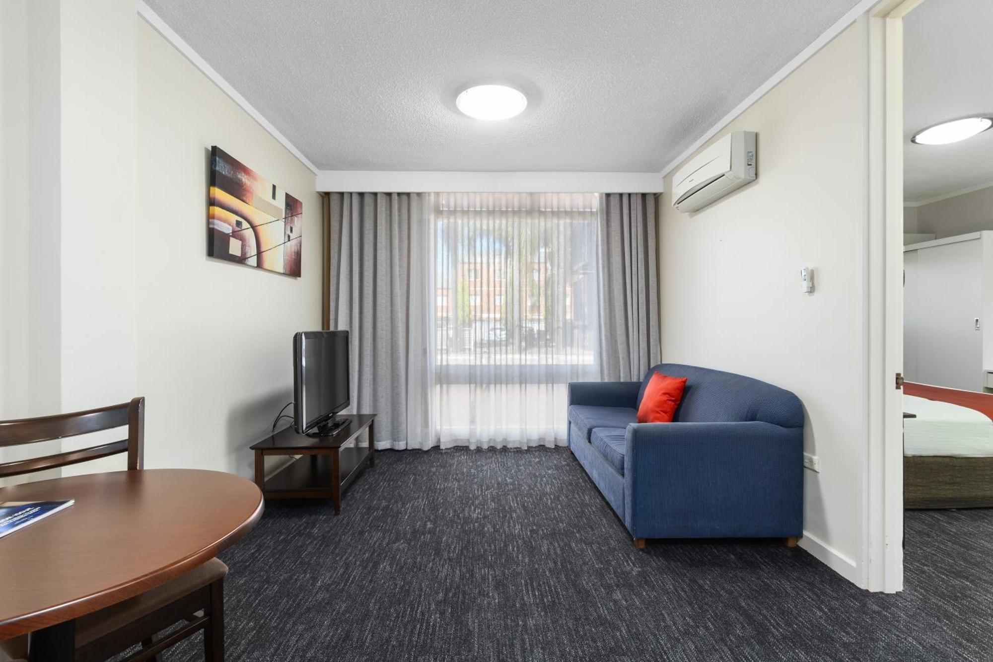 Econo Lodge North أدليد المظهر الخارجي الصورة